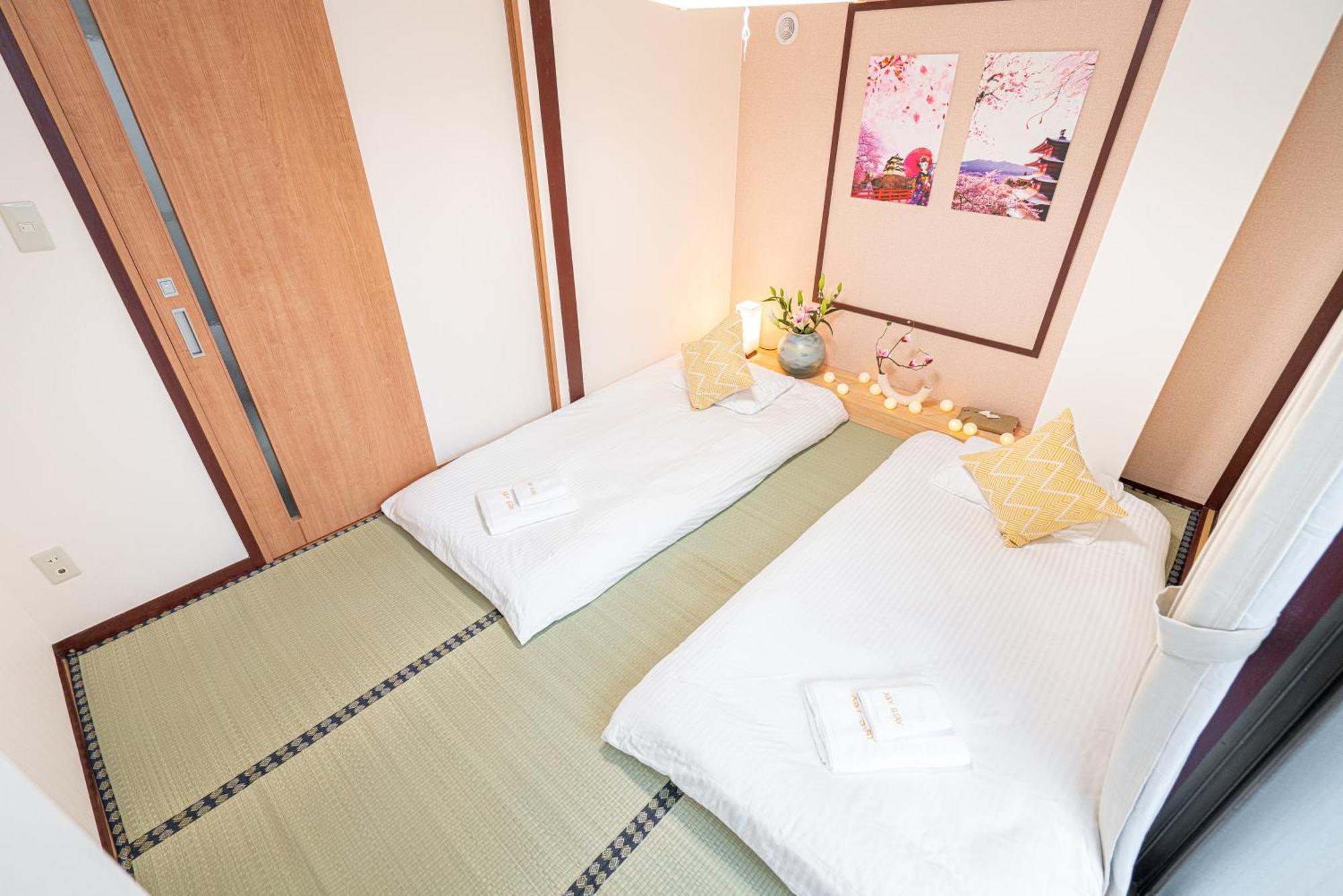 Shinjuku Convenience Hub: Steps from Shinokubo Station Apartment Tokyo Exterior photo